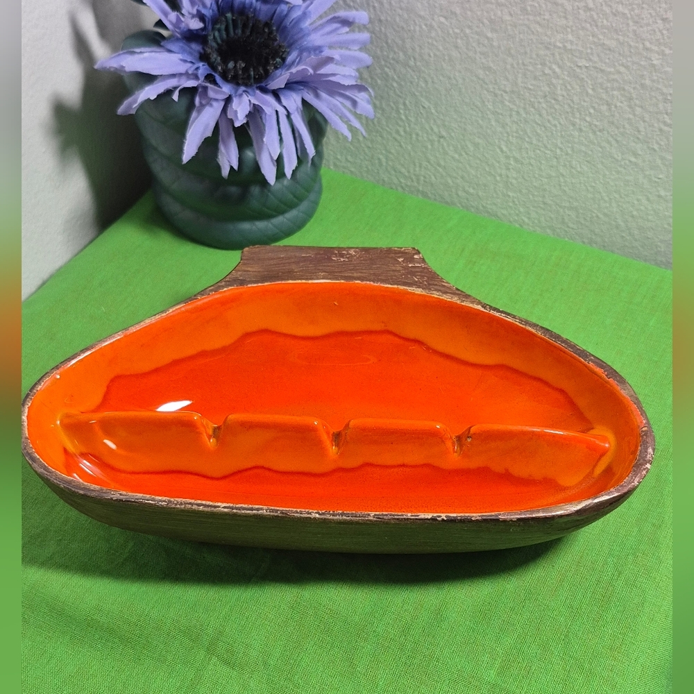 Vintage MCM Atomic Ceramic Glazed 3-Slot Ashtray - Picture 12 of 12